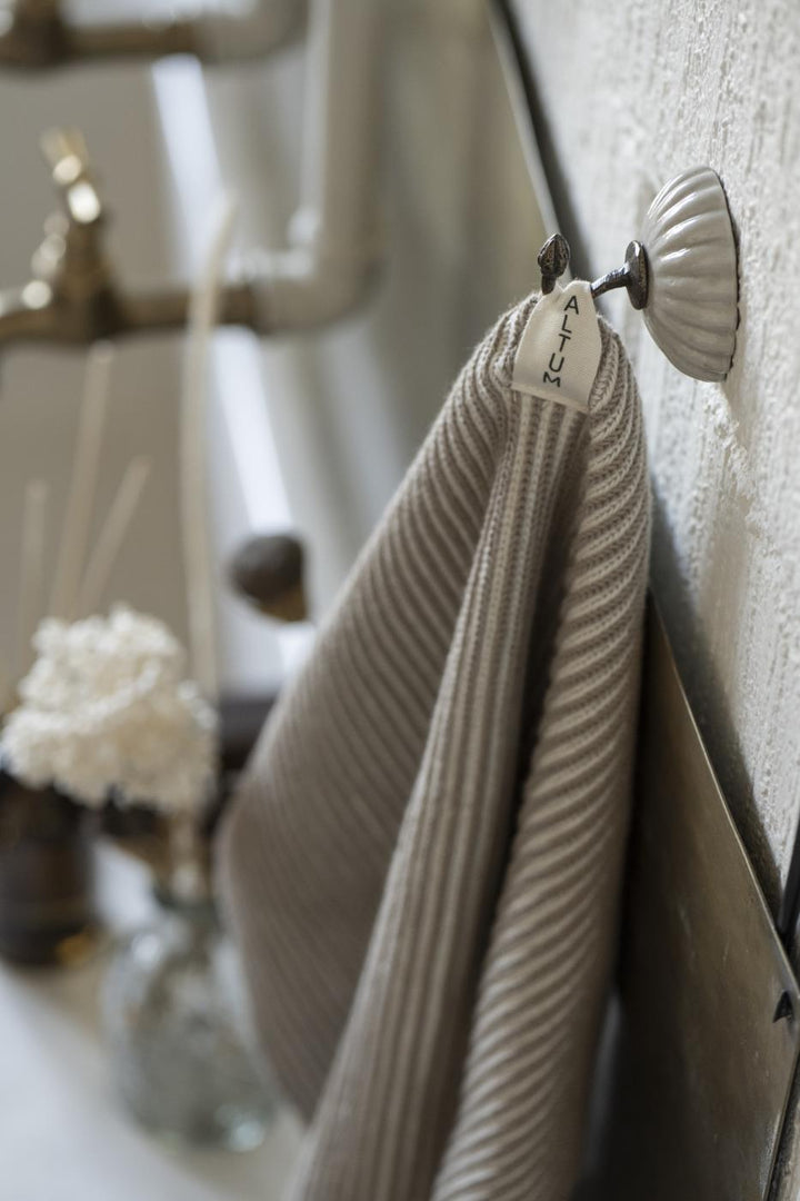 Percha Gancho Beige