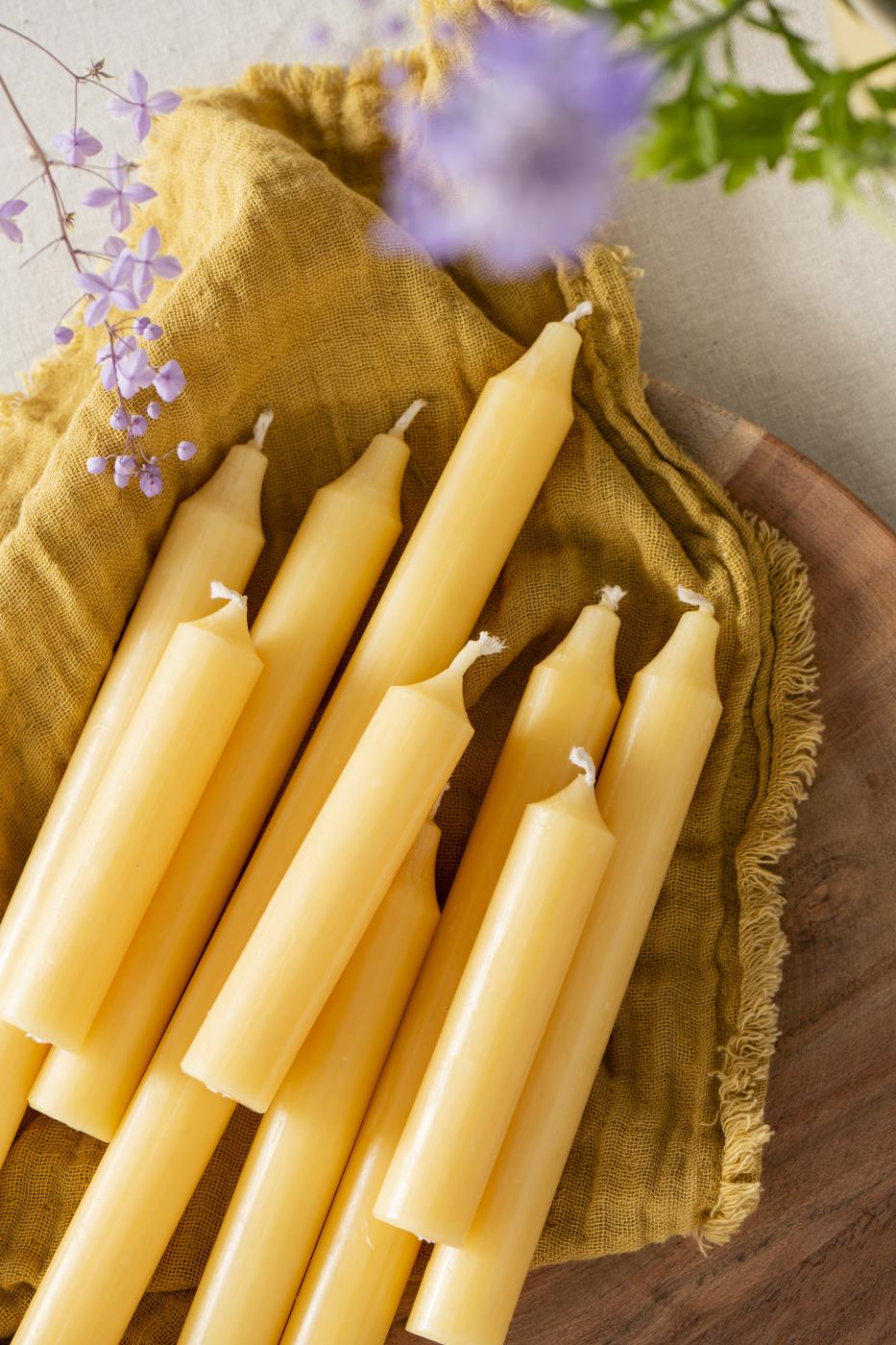 Vela Pequeña Amarillo Claro