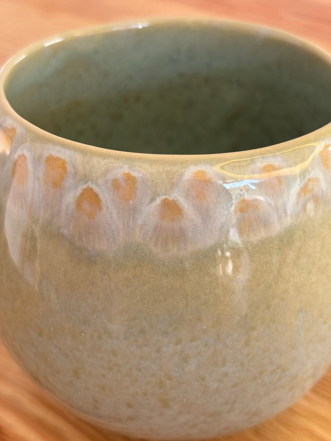 Caneca Verde-Casca de Noz